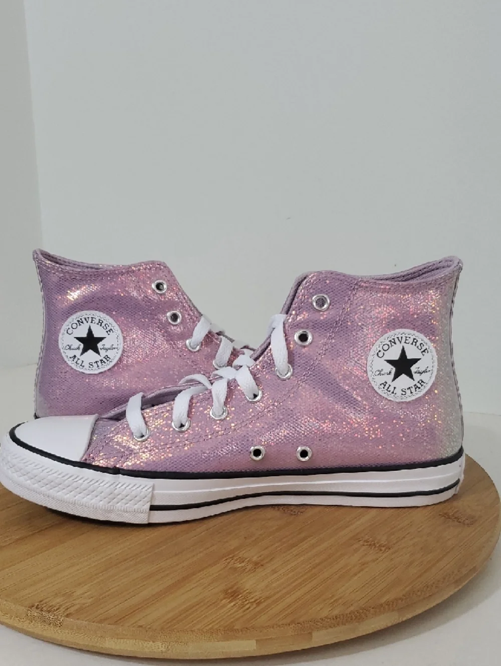 Converse CTAS Hi Tops Altitude Lilac Sparkly Size 6 Big Kid NIB